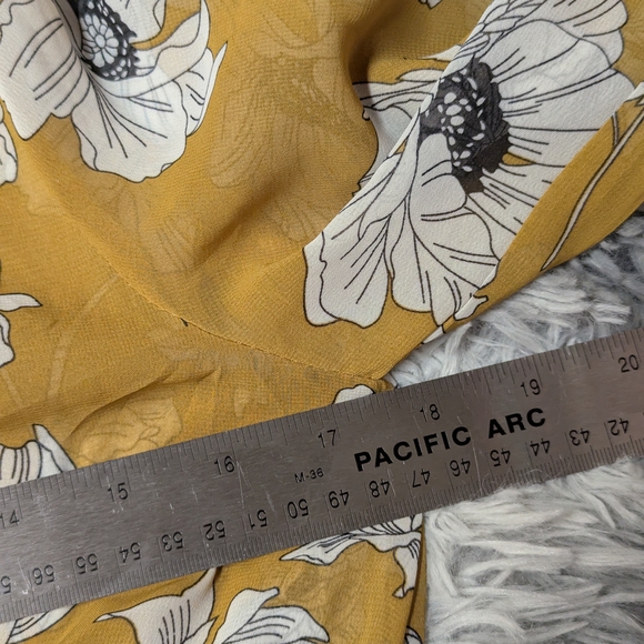 Miley + Molly Mustard Floral Walk-Thru Maxi Romper Boho Glam SZ M - Picture 8 of 13